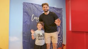 Image post by @FlyersCharities on Twitter