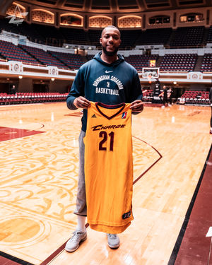 Image post by @chargecle on Instagram