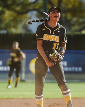 Image post by @iowasoftball on Instagram