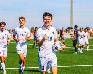 Image post by @emilysimonettaphoto on Instagram