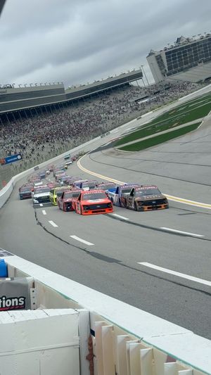 Video post by @echoparkspeedway on Facebook