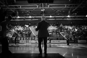 Image post by @framesbyfleming on Instagram