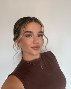Image post by @elfcosmetics on Instagram