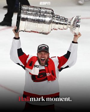 Video post by @espnnhl on TikTok