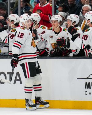 Video post by @NHLBlackhawks on Twitter