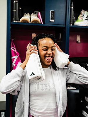 Image post by @lovbatl on Instagram