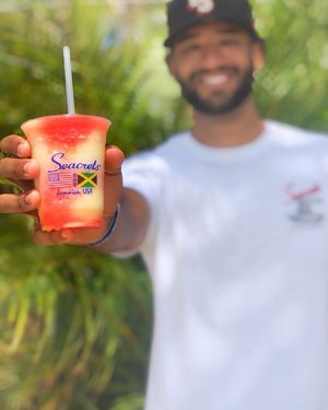 Image post by @seacretsusa on Instagram
