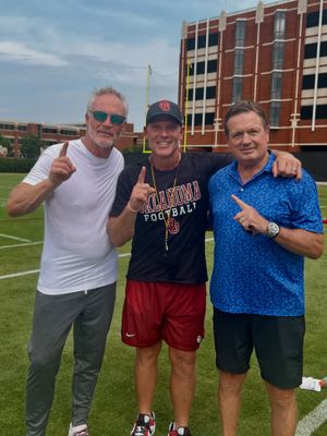 Image post by @ou_football on Instagram
