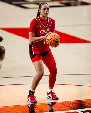 Image post by @gobearcatswbb on Instagram