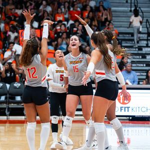 Image post by @utrgvvolleyball on Instagram