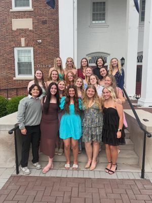 Image post by @juniatawlax on Instagram