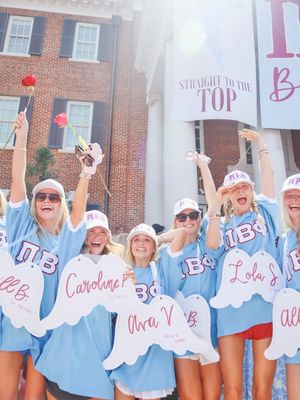 Image post by @uapibetaphi on Instagram