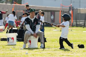 Image post by @dbacksgiveback on Instagram