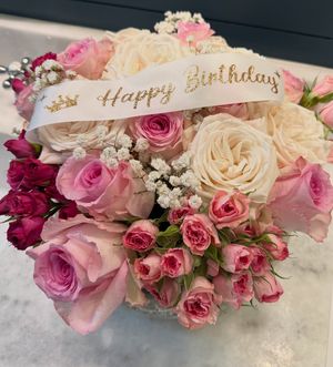 Image post by @flowerfarmbydayami on Instagram