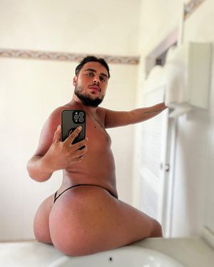 Image post by @rikotrasero on Instagram