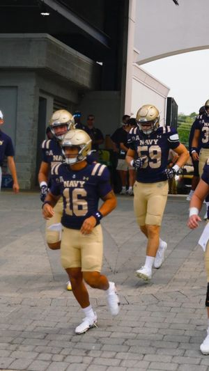 Video post by @navyfb on Instagram
