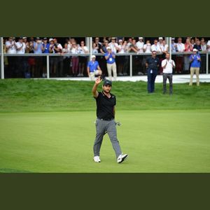 Image post by @alexlevygolf83 on Instagram