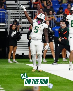 Image post by @usffootball on Instagram