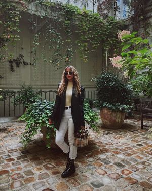 Image post by @camilameez on Instagram
