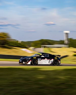 Image post by @barbermotorpark on Instagram