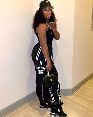 Image post by @claressashields on Instagram