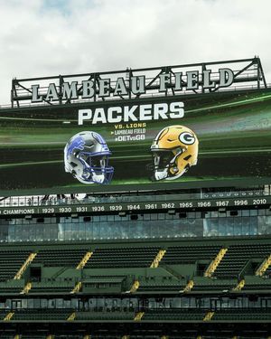 Image post by @lambeaufield on Instagram