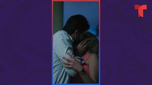 Video post by @telemundo on YouTube