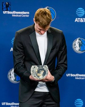 Image post by @dallasmavs on Instagram
