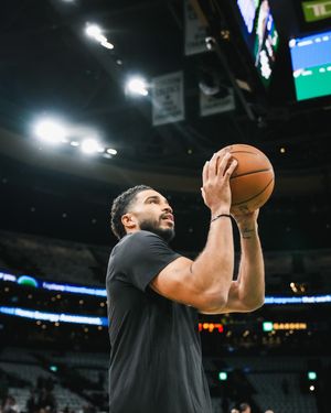 Image post by @osceltics on Instagram