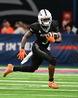 Image post by @phenomelite on Instagram