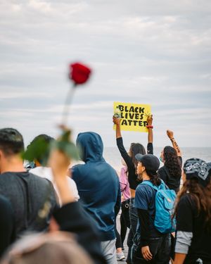 Image post by @zaksuhar on Instagram