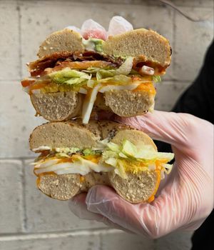 Image post by @bagelstreetdeli on Instagram