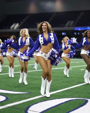 Image post by @dccheerleaders on Instagram