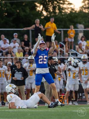 Image post by @hanoverftbl on Instagram