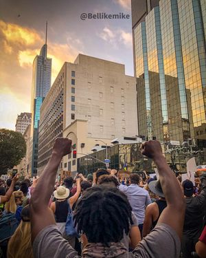 Image post by @bellikemike on Instagram