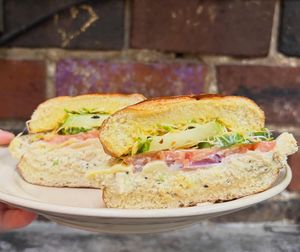 Image post by @bagelstreetdeli on Instagram