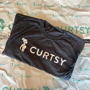 Image post by @curtsy on Instagram
