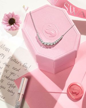 Image post by @swarovski on Instagram