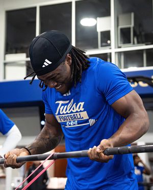 Image post by @tulsa_football on Instagram
