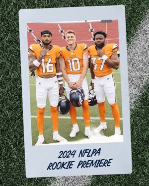 Image post by @broncos on Instagram