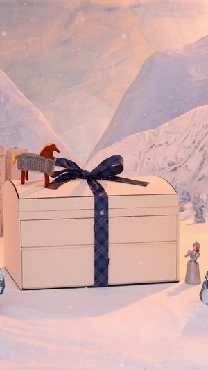 Video post by @jomalonelondon on TikTok