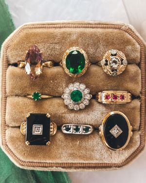 Image post by @maejeanvintage on Instagram