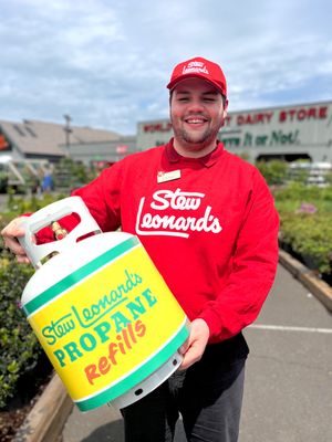 Image post by @stewleonards on Instagram