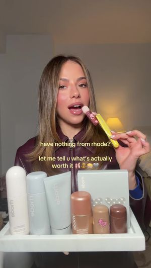 Video post by @anyaweitz on TikTok