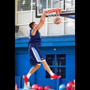 Image post by @willyhernangomez on Instagram