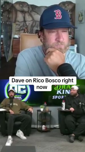 Video post by @vivalastool on TikTok