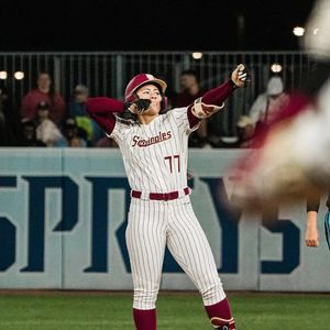 Image post by @softball_america on Instagram