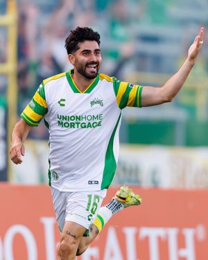 Image post by @morgantenczaphoto on Instagram