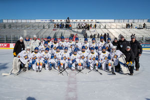 Image post by @HockeyDayMN on Twitter