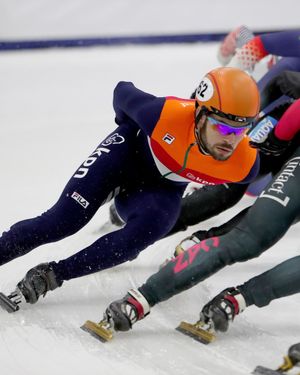 Image post by @isuspeedskating on Instagram